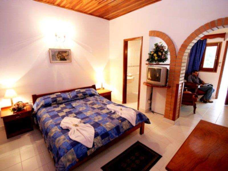 Hotel Portal Del Sol Asuncion Ngoại thất bức ảnh